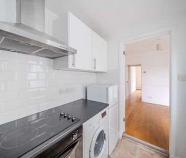 2 bedroom end of terrace house to rent - Photo 6