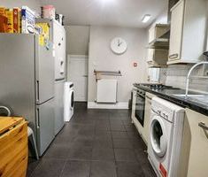 Brook Terrace, Darlington - Photo 5