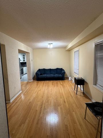 For Lease - 122 Olympia Crescent, Brampton, Ontario - Photo 5