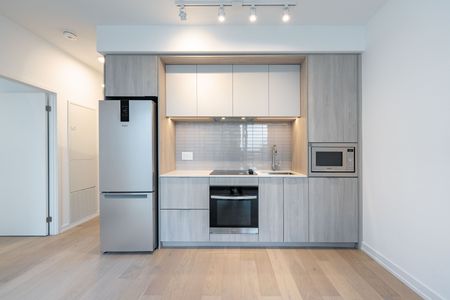 For Lease - 395 Square One Drive Unit# 209, Mississauga, Ontario - Photo 5