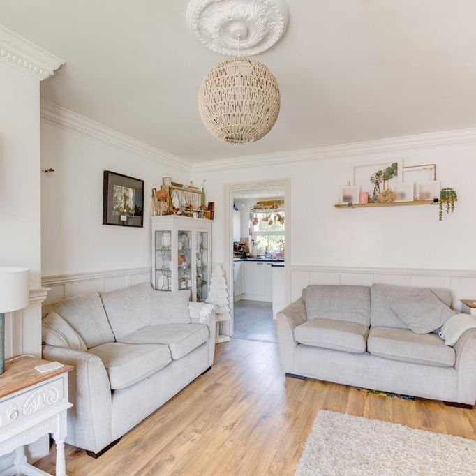 3 bedroom link detached house to rent - Photo 1