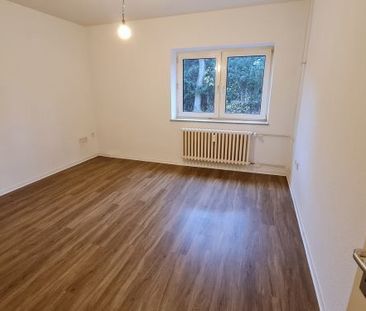 Hier findet jeder seinen Platz: sanierte 2 Zimmer Single-Wohnung - Photo 3