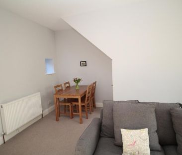 2 bedroom house to rent - Photo 2