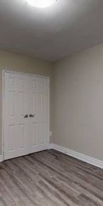 1 BEDROOM APARTMENT FOR RENT - DOWNTOWN BURLINGTON - Photo 4