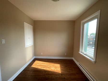 For Lease - 2033 Dufferin Street Unit# 2nd Flr Front, Toronto, Ontario - Photo 4