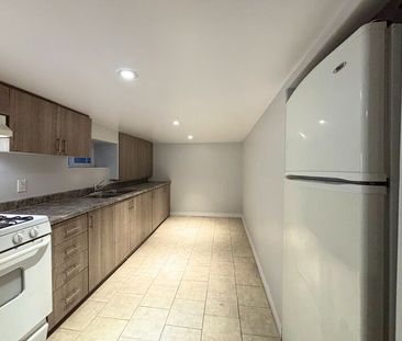 $1,199 / 1 br / 1 ba / 57 Burris st unit 3 - Photo 3