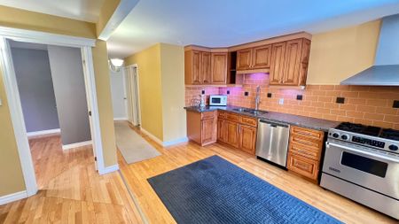 For Lease - 126 Sandown Avenue Unit# (Main), Toronto, Ontario - Photo 3