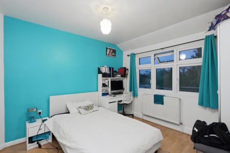 Rose Walk, Surbiton, KT5 - Photo 4