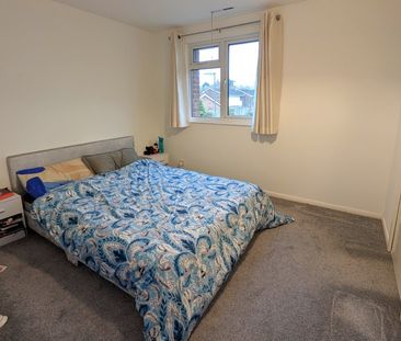 Marston Road, Woking - 2 bedrooms Property for lettings - Seymours - Photo 5