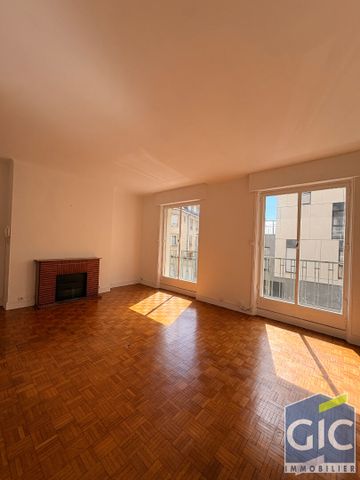 Location Appartement 4 pièces 95m² - Photo 2