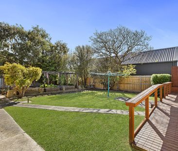 Character, Comfort & Space to Enjoy - Photo 6