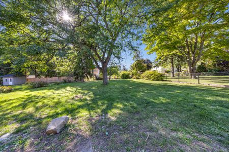 For Lease - 18 Windridge Drive Unit# Main, Markham, Ontario - Photo 2