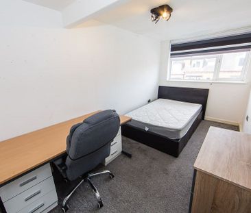 A Headingley Mount, Headingley, Leeds - Photo 6