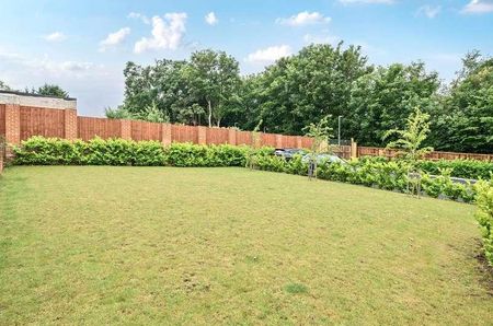 Brunswick Hill, Reading, Berkshire, RG1 - Photo 2