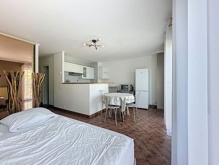 Apartment - Photo 4
