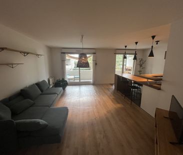 A LOUER SUR TASSIN LA-DEMI-LUNE APPARTEMENT - T3 - MEUBLE - 75,42m2... - Photo 3