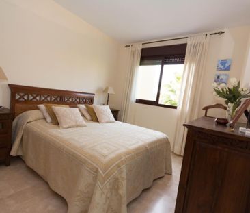 716162 - Apartment for rent Costalita, Estepona, Málaga, Spain - Photo 6