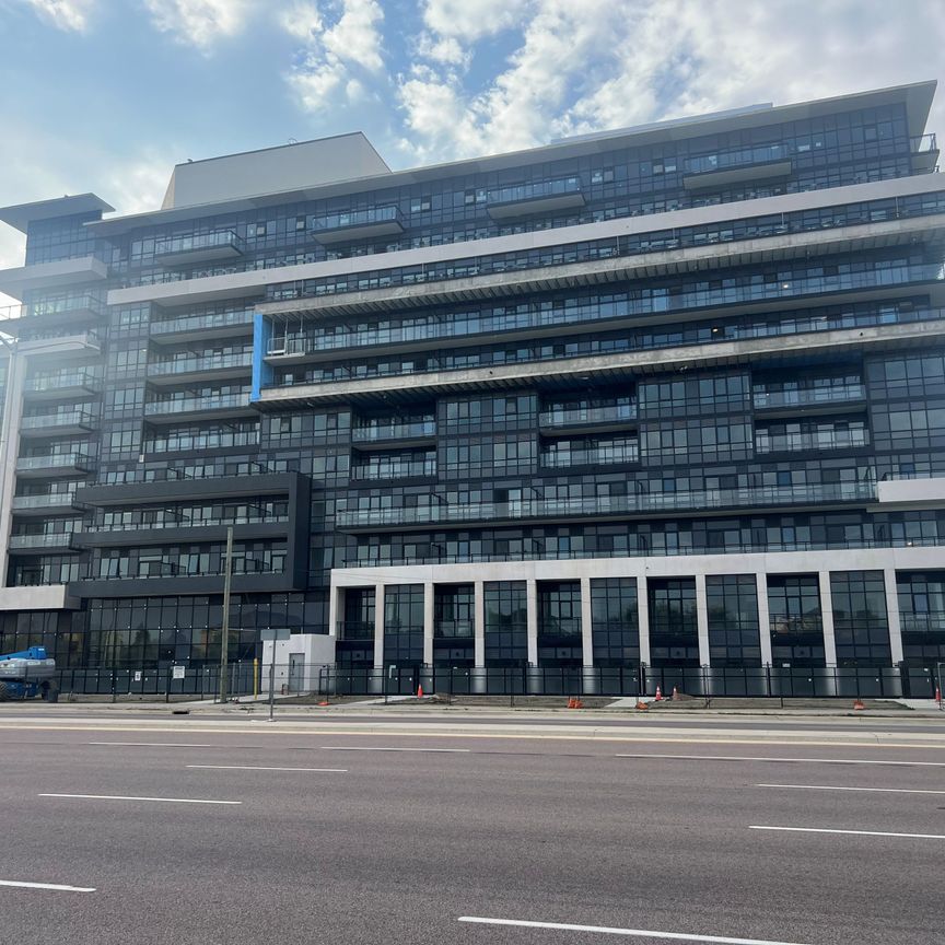 For Lease - 395 Dundas Street Unit# 203, Oakville, Ontario - Photo 1