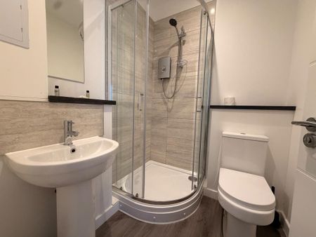 2 bedroom apartment to rent - Photo 5