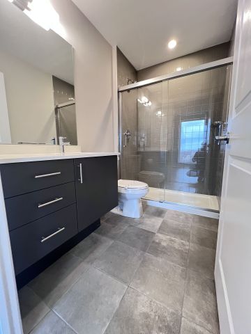 For Lease - 3240 William Colston Avenue Unit# 1212, Oakville, Ontario - Photo 3