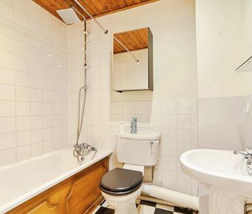 2 bedroom property to rent - Photo 6