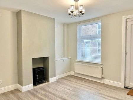 Bishops Road, Bury St Edmunds IP33 1TQ - Photo 2