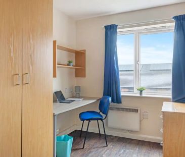 Premium Ensuite - Photo 6