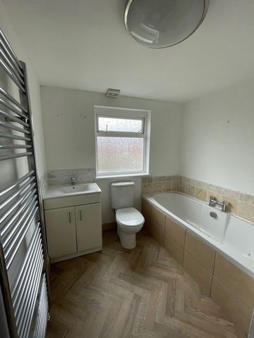 68 Palmerston Road, Belfast, BT4 1QD - Photo 4