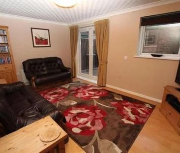 2 bedroom townhouse to rent - Photo 2