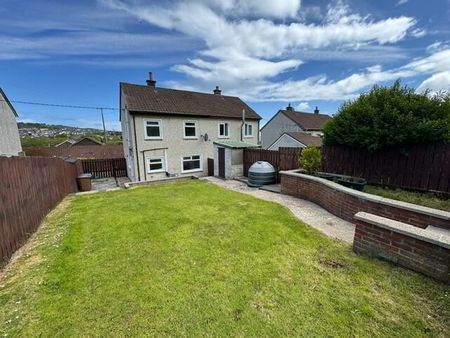 6 Windsor Parade, Whitehead, BT38 9SG - Photo 2