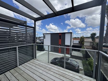 8/21 Lupton Road, Manurewa - Photo 4