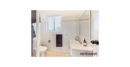 IDEAL LIVING - Photo 3