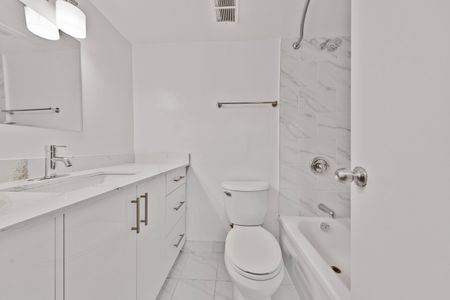 For Lease - 65 Thorncliffe Park Drive Unit# 2108, Toronto, Ontario - Photo 5