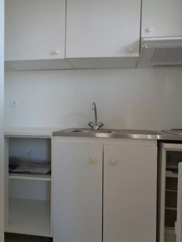 Appartement à PERPIGNAN – 410.0€/mois - Photo 2