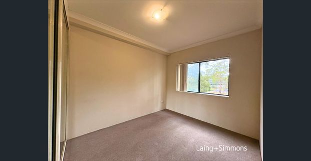 Modern two-bedroom unit in prime location - Photo 1