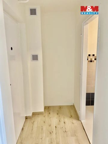 Pronájem bytu 1+1, 27 m - Photo 2