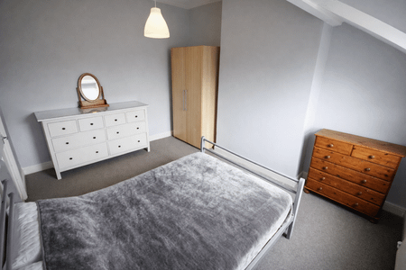 4 bedroom terraced house to rent - Photo 3