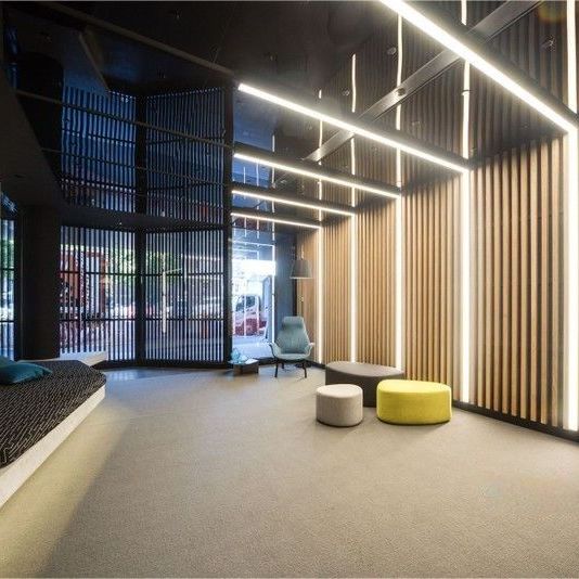 Fully Furnished Low Maintenance Apartment In Superb Position - Photo 1