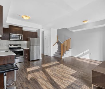 For Lease - 5 Beliveau Street, Vaughan, Ontario - Photo 6