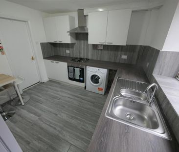 6 bedroom house share to rent - Photo 4