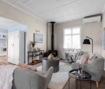 Cute Cottage - Sunny and Secure- Great Location - Photo 2