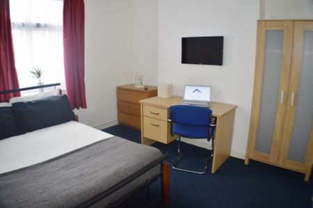 5 Bed Terraced House, Wimbourne Road, NG7 - Photo 4