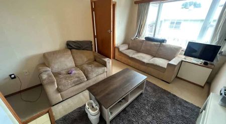 VOGELTOWN - TWO BEDROOMS - Photo 2