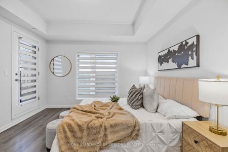 For Lease - 90 Honeycrisp Crescent Unit# 366, Vaughan, Ontario - Photo 5