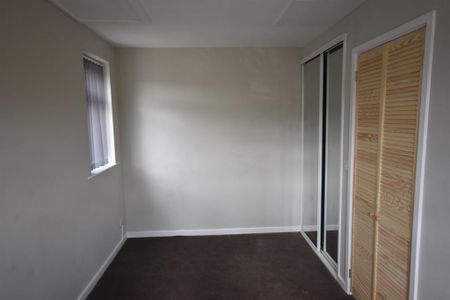 1 bedroom mews to rent - Photo 4