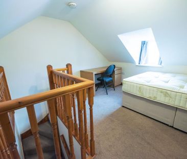 4 bedroom terraced house to rent - Photo 1