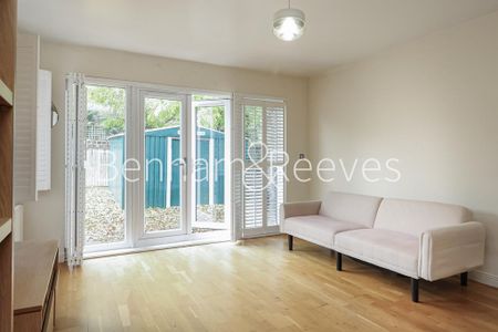 3 bedroom apartment to rent - Photo 4