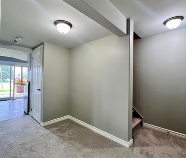 For Lease - 9 Moynes Court, Kawartha Lakes, Ontario - Photo 5