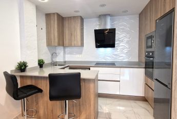 Modern 3 Bed Ground Floor Bungalow for Short Term Rent in Benijofar