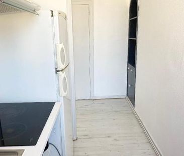 Location Appartement 1 pièce 25m² NIORT 79000 - Photo 3